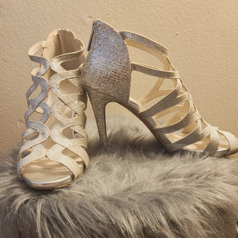 Aldo Silver Heels Size 9